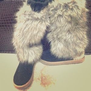 Victoria secret faux fur boots