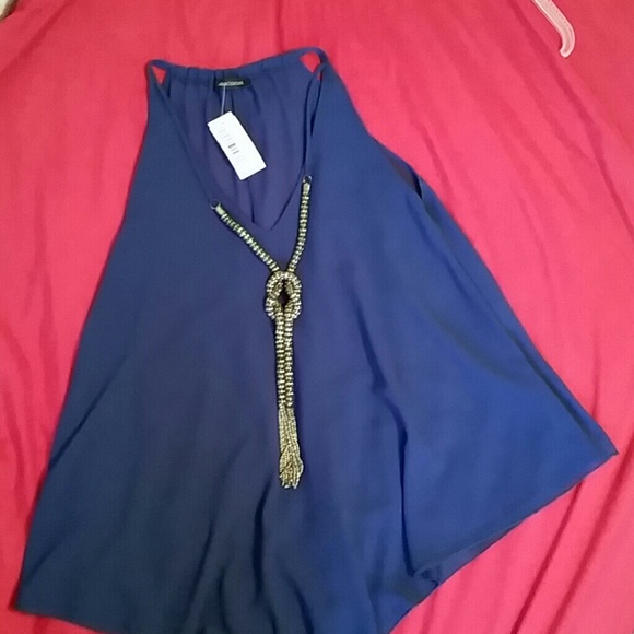 Navy blue top with tags - Picture 1 of 3