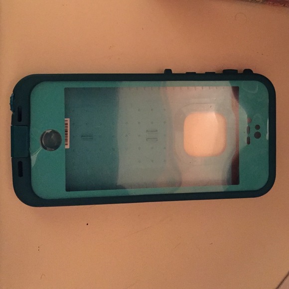 iPhone 5 LifeProof Case - Picture 1 of 2