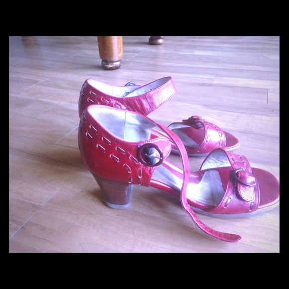 John Fluevog sandals size 9.5