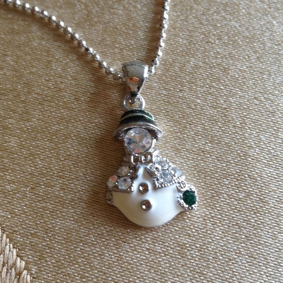 Snowman necklace NWOT Swarovski holiday - Picture 1 of 1