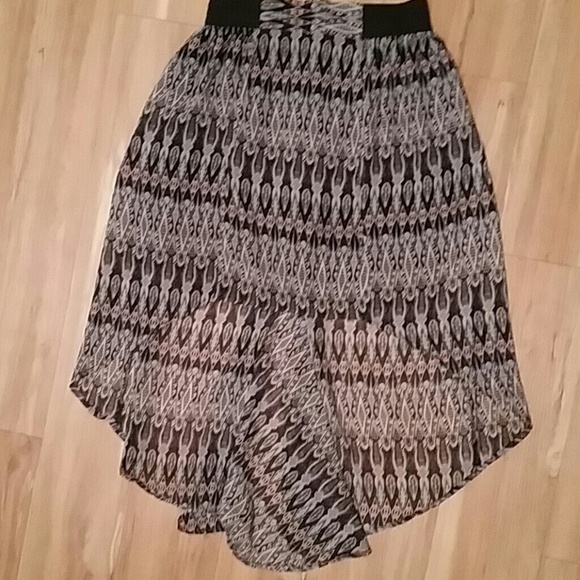 Hi-low Tribal Print skirt!
