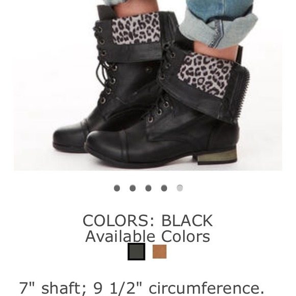 NWT and in box Dani Booties