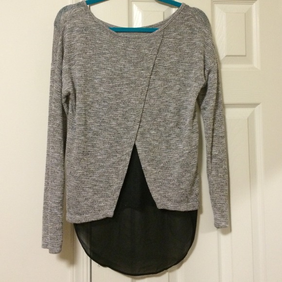 Layered Women's Sweater, size Medium