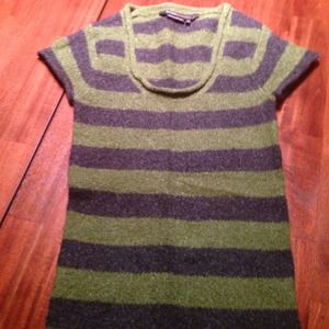 ✨BCBG MaxAzria Short Sleeve Sweater