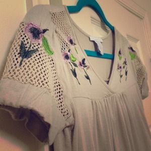 Women's size small fashion top