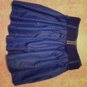 Cute black and blue skirt with black belt!!(: