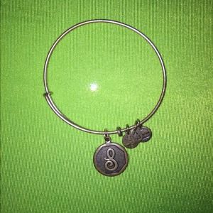 Alex and Ani bundle