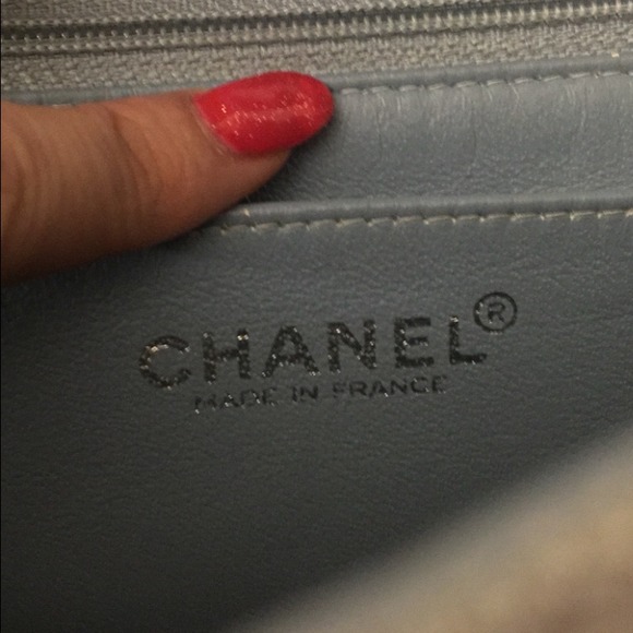 ⛔️SOLD⛔️ Authentic Chanel Jersey Classic Flap - Picture 3 of 4