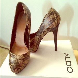 Slightly worn Aldo pumps