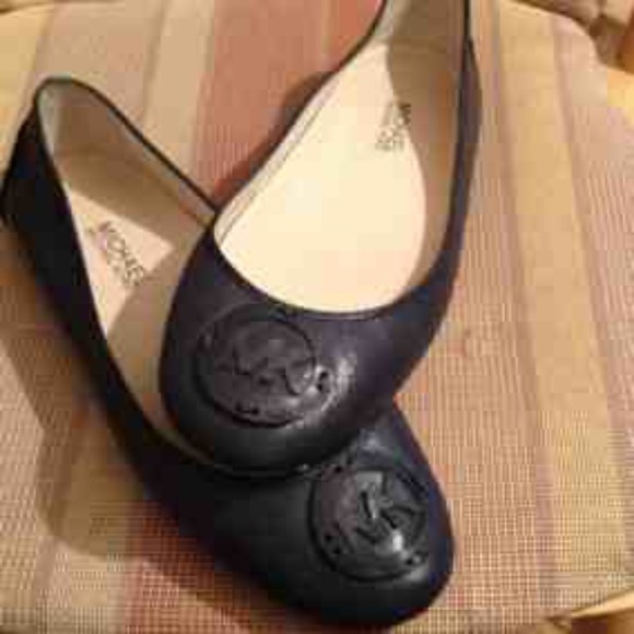 Michael Kors flat