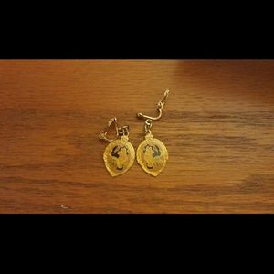 Antique snow white earrings