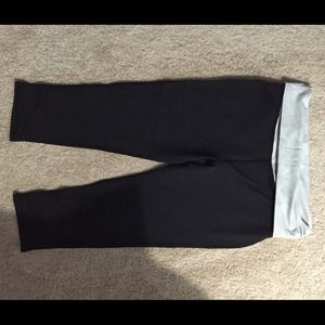 Fabletics fold down crops