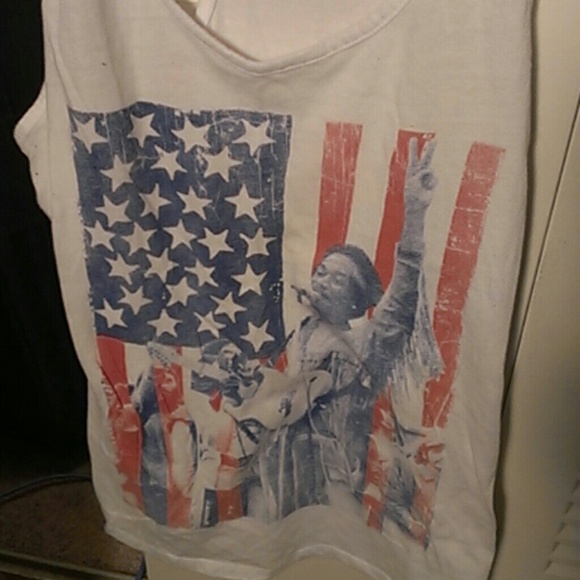 Hendrix Tank