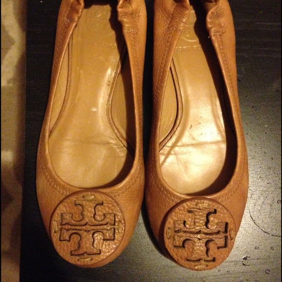 Brown Tory burch flats