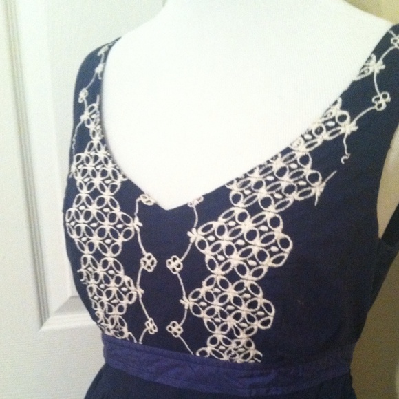 🚫Sold🚫Anthropologie Camilla Dress - Picture 3 of 3