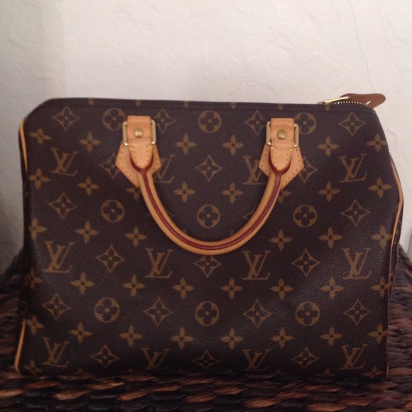 💥🎉Host Pick🎉💥Louis Vuitton Speedy 30 - Picture 4 of 4