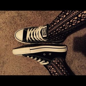 Black converse
