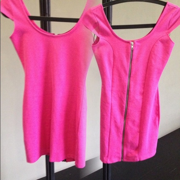 Pink body con dress