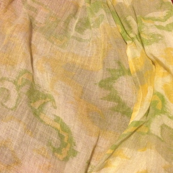 Scarf - Picture 3 of 4