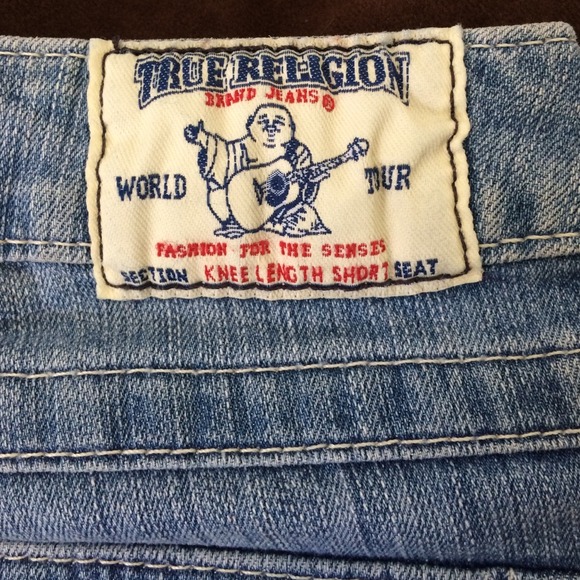 🔴SOLD🔴 True Religion Knee Length Denim Shorts - Picture 4 of 4