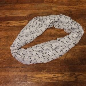 Printed white infinity scarf with black crosses