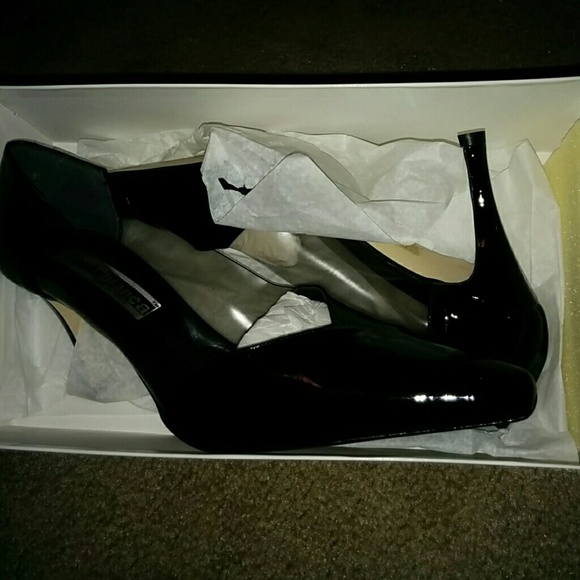 High heels - Picture 2 of 3