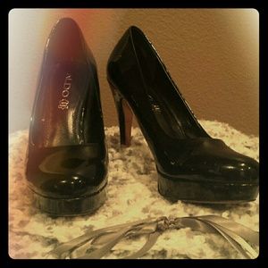 Aldo black heels