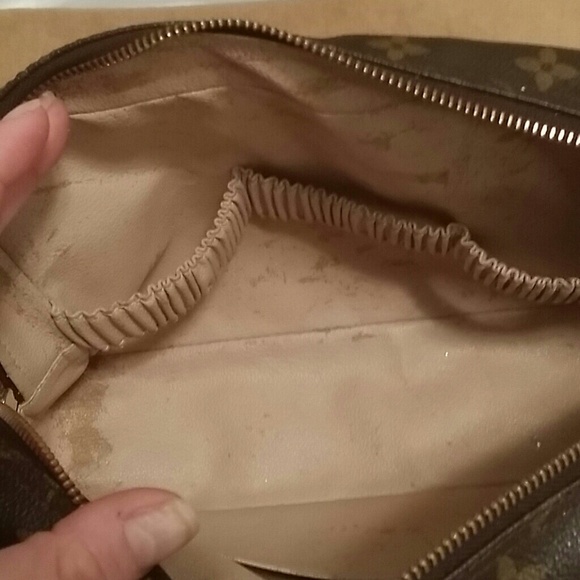 AUTHENTIC LOUIS VUITTON TROUSSE/COSMETIC - Picture 4 of 4