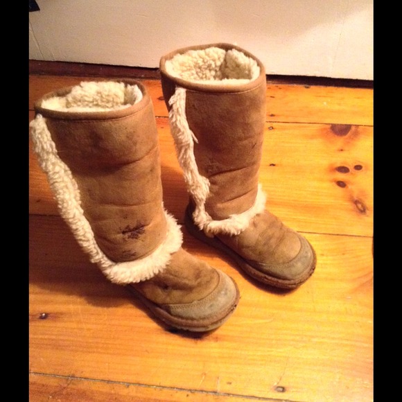 Uggs for toddler‼️❤️