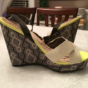 NWT wedge sandals