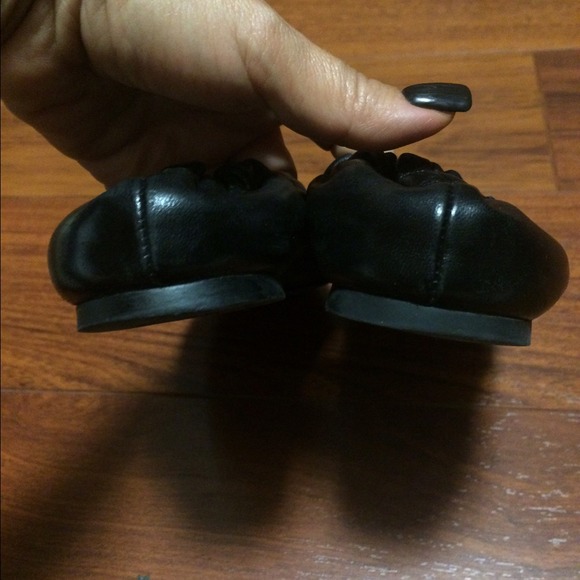 Tory Burch Silver/Black Reva Flats - Picture 4 of 4