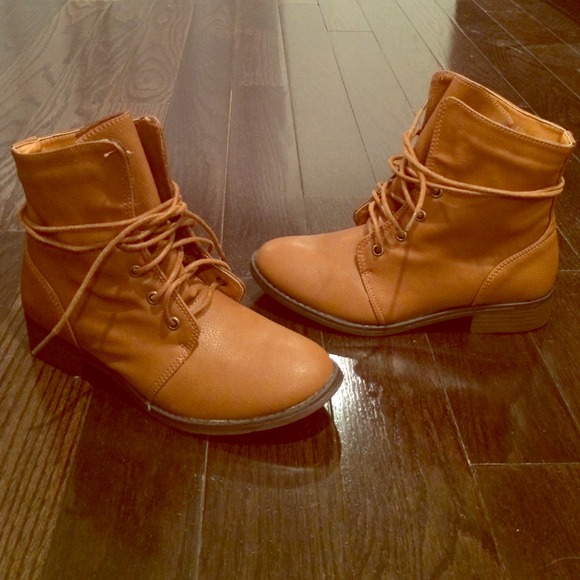 Ankle booties