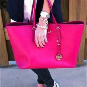 MICHAEL KORS HANDBAG