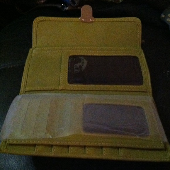 !!SALE 50% OFF!! " green leather cell phone wallet - Picture 2 of 4