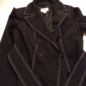 Black short belted  trench coat - no buckle