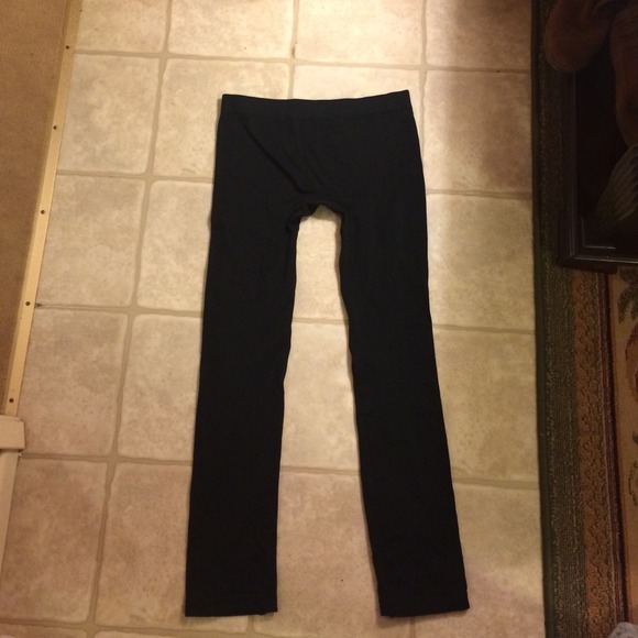 Black leggings