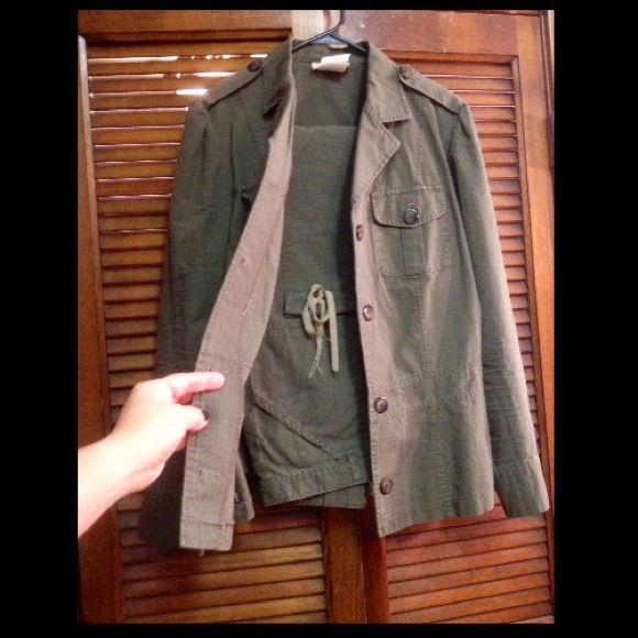 Fantastic 2 piece Suit!!!