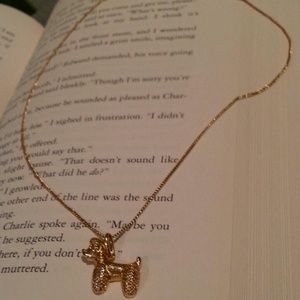 Short gold poodle necklace