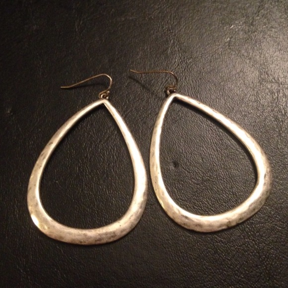 Earrings with BOGO bracelet