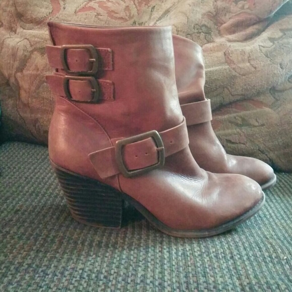 Lucky brand boots