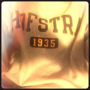 HOFSTRA sweatshirt !