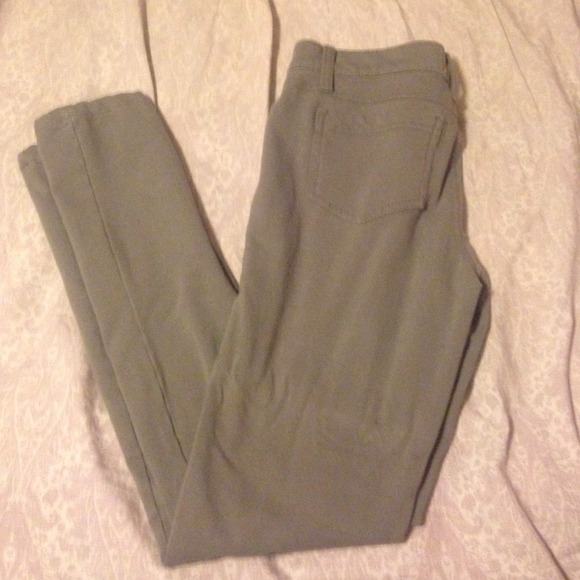 Grey jeggings