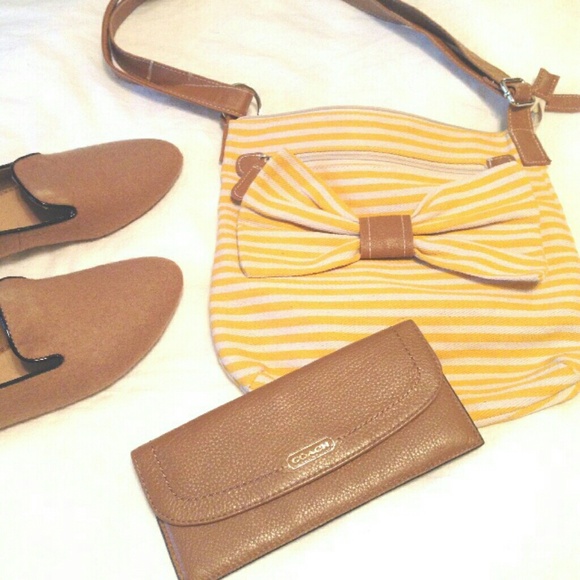 Yellow and white stripe purse