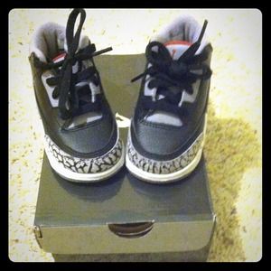 Available!!Jordan 3 Retro for toddlers