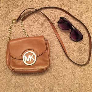 Michael Kors crossover bag