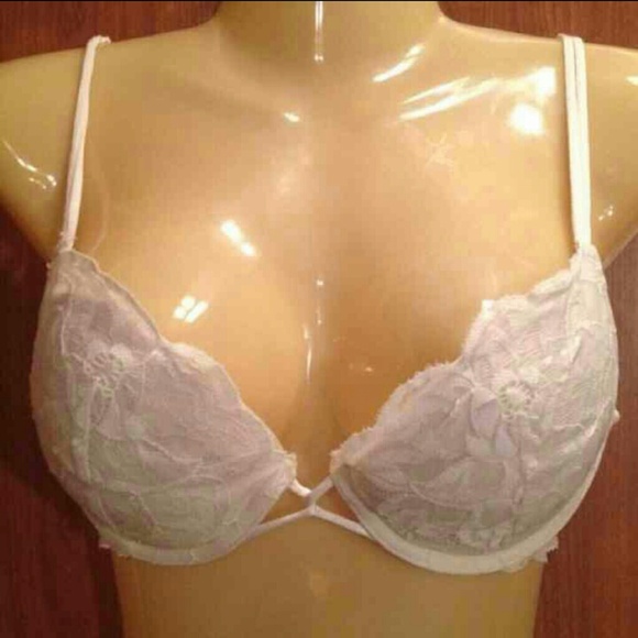 Victoria Secret Bra - Picture 1 of 1