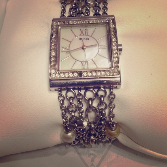 Guess by Marciano women's watch - Picture 1 of 3