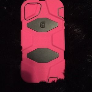 Survivor iphone 5/5s case