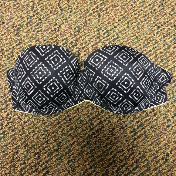 VS PINK Aztec Wear Everywhere Multiway Bras